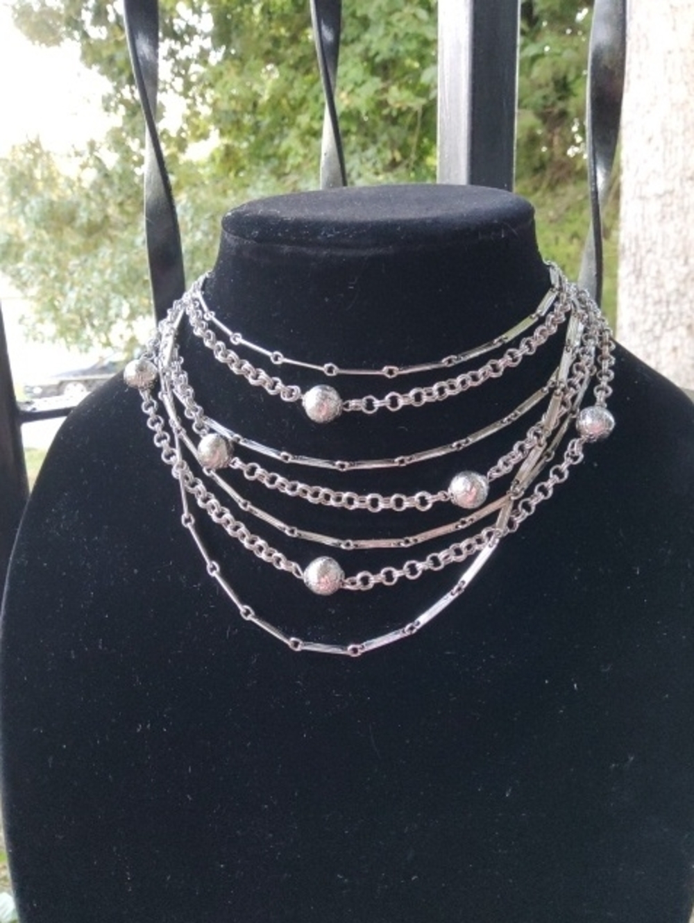 Vintage Lisner Strand Necklace.